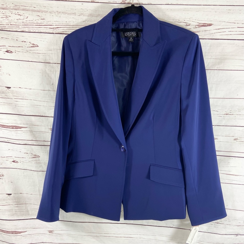 Kasper‎ Blazer Jacket Women’s 12 Purple Blazer Long Sleeves One Button.